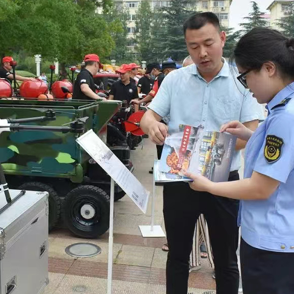 鑫科機(jī)器人參加江蘇省安全宣傳咨詢?nèi)栈顒?dòng)